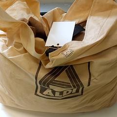 Bolsa Stoffen handtas, ha sido reportado por Centraal magazijn con iLost
