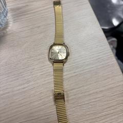 Goud horloge, amint azt az iLostnak jelentették.