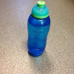 Drinkfles, as reported by Dolfinarium using iLost