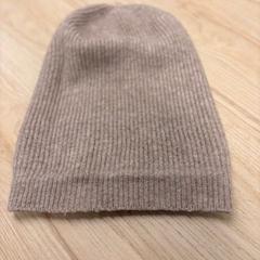 قبعة صغيرة، كما تم الإبلاغ عنه بواسطة IKEA Liège عبر iLost