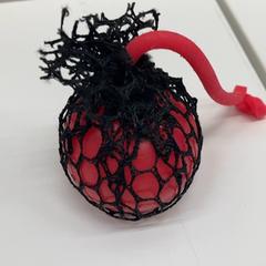 赤いおもちゃ, come riportato da IKEA新三郷 utilizzando iLost