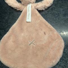 Knuffel, a été signalé par Rotterdam The Hague Airport utilisant iLost