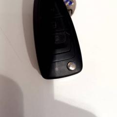 Clé, a été signalé par allGo Almere utilisant iLost