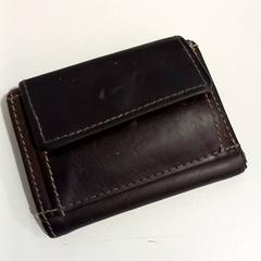 Portefeuille, a été signalé par allGo Almere utilisant iLost