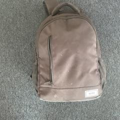 Motxila, gisa salatu by Breng Arnhem iLost erabiliz