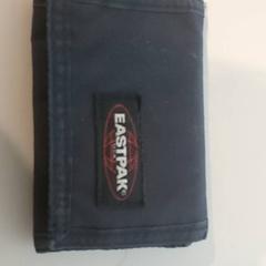 Peněženka Martens, jak nahlášeno Regio West-Vlaanderen pomocí iLost