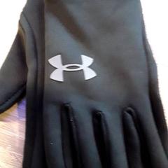 Guantes, ha sido reportado por EBS Tramplein con iLost