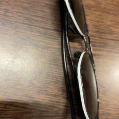 Solglasögon Zwart, rapporterat av Pathé Breda med iLost