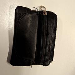 Pouch, as reported by Gemeente Hilversum using iLost