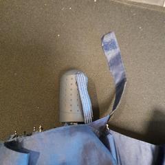 접는 우산 bleu marine, iLost를 사용하여 TCL에 보고됨