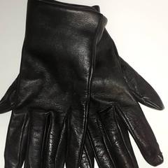 Vestiario - Handschoenen, come riportato da Regio Antwerpen - Brussel utilizzando iLost