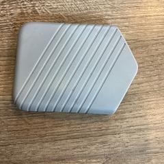 Carteira Holman, como reportado por Gemeente Amsterdam - Bureau Gevonden Voorwerpen utilizando o iLost