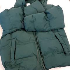 Kläder - Jas groen, rapporterat av Regio Oost-Vlaanderen med iLost