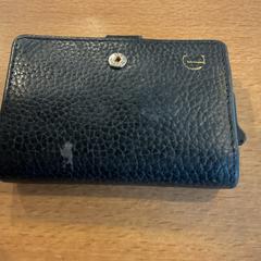 Porta-cartões Manav, como reportado por Gemeente Amsterdam - Bureau Gevonden Voorwerpen utilizando o iLost