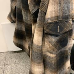 Jacke, gemeldet von Eindhoven Airport über iLost