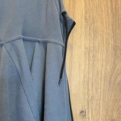 Sweater Bleu, as reported by MEININGER Hotel Marseille Centre la Joliette using iLost