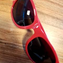 Zonnebril, zoals gemeld door Qbuzz DMG met iLost