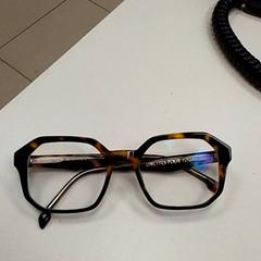 Brýle, jak nahlášeno ilévia pomocí iLost