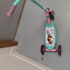 스쿠터, iLost를 사용하여 IKEA Paris - Italie Deux에 보고됨