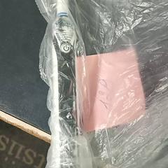 Brosse à dents, a été signalé par Van der Valk Hotel Sneek utilisant iLost