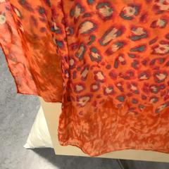 Shawl Rood, as reported by Diakonessenhuis Utrecht using iLost