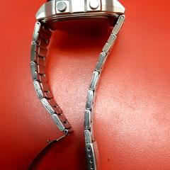 Hodinky, jak nahlášeno UvA REC pomocí iLost