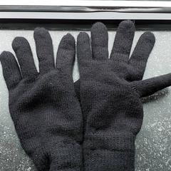 Clothing - handschoenen, as reported by Regio Antwerpen - Brussel using iLost