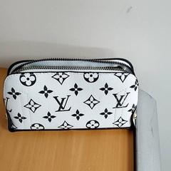 İLost kullanarak Centraal magazijn tarafından bildirildiği gibi Cüzdan Bielen