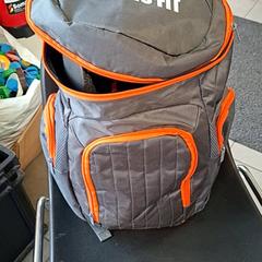 Mochila rugzak basic fit, segundo informou Regio Limburg - Leuven usando iLost