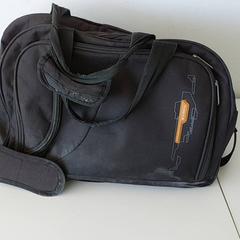 Poltsa - Sporttas, gisa salatu by Regio Limburg - Leuven iLost erabiliz