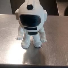 شخصيات الأكشن والدمى والحيوانات المحشوة والدمى، كما تم الإبلاغ عنه بواسطة IKEA Matosinhos عبر iLost