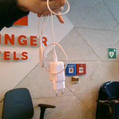 Adaptador, ha sido reportado por MEININGER Hotel Berlin Central Station con iLost