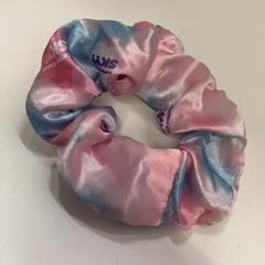 Elástico para cabelo, como reportado por IKEA鶴浜 utilizando o iLost