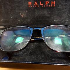 Zonnebril, zoals gemeld door Inntel Hotels Amsterdam Centre met iLost