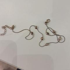 Halsband goud, rapporterat av Pathé de Kuip med iLost