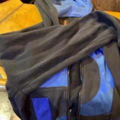 Weste, gemeldet von Café Leentje über iLost