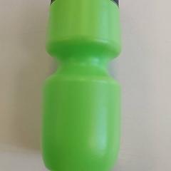 Butelka Fluogroen, zgłoszono przez Regio West-Vlaanderen przy użyciu iLost