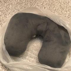 Kussen, zoals gemeld door MEININGER Hotel Berlin "Mitte" Humboldthaus met iLost