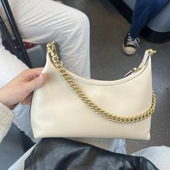 Witte tas + Gucci bril, som rapporterats till iLost