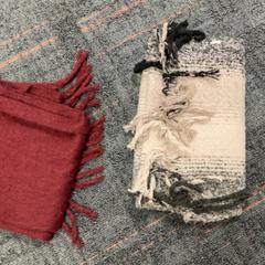 Shawl, as reported by Connexxion Amstelland-Meerlanden Schiphol Zuid using iLost