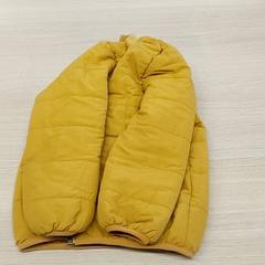 Kleding - Jas, amint azt Centraal magazijn az iLost segítségével jelentette.