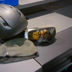 Prilba, Okuliare & Beanie, ako bolo nahlásené SnowWorld Landgraaf pomocou iLost