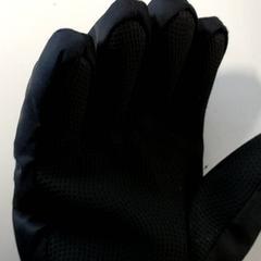 Kleding - handschoenen, zoals gemeld door Regio Antwerpen - Brussel met iLost