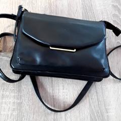 Ladies bag Zwart leer, as reported by EBS Tramplein using iLost