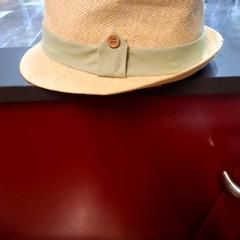 Hat Paille, as reported by IKEA Nice Saint Isidore using iLost