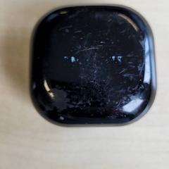 حافظة airpods، كما تم الإبلاغ عنه بواسطة Connexxion Haarlem IJmond عبر iLost