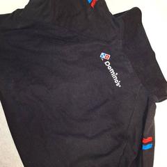 T-shirt en broek, zoals gemeld door Qbuzz DMG met iLost