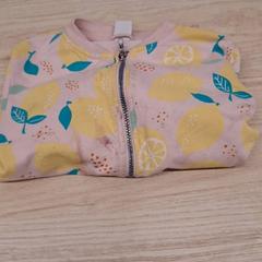 Tröja, rapporterat av IKEA Jönköping med iLost