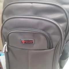 Rugzak Grijs, zoals gemeld door Arriva Friesland / Groningen met iLost