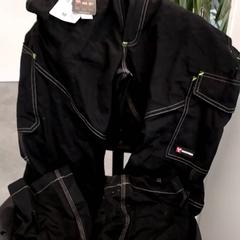 Hose Werkbroek zwart, gemeldet von Arriva Infoshop Enschede über iLost